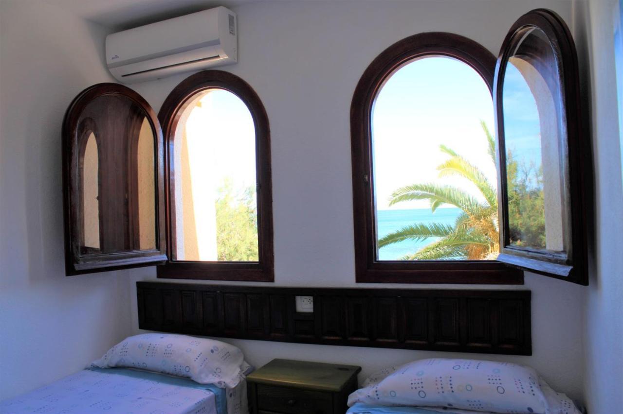 Bungalo En Primera Linea De La Playa El Campello Luaran gambar