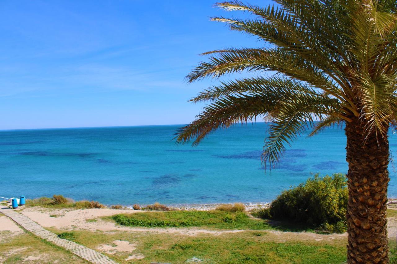 Bungalo En Primera Linea De La Playa El Campello Luaran gambar
